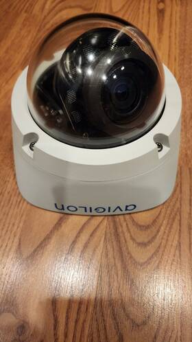 4.0c-h5a-do1-ir Avigilon Outdoor Dome Camera