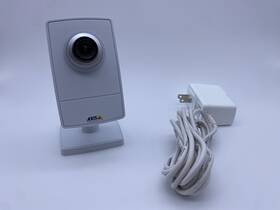 0519-001 Axis 0519-004 M1013 Network Security Camera Tested Free Shipping