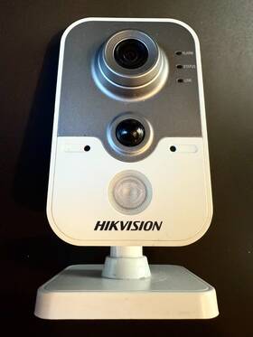 Ds2cd2443g0-iw-f2.8 Hikvision Cube Camera Ds-2cd2442fwd-iw 4mp 2.8mm Ip Poe Indoor Ir Wireless Wifi
