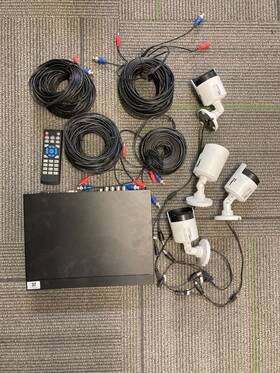 Lhv5108-d Lorex 4k Ultra Mpx 8 Channel With 4 Cameras And Cables