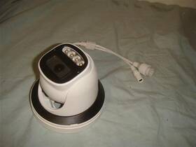 Sinis-d36w65us-c Sinis D36w65us-c 8mp 4k Ip Security Dome Camera W 2.8mm Lens And 4 Led Lights