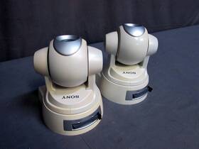 Rnc-rz30n Sony Lot Of 2 Optical Zoom Rotating Security Cameras