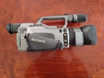 Sony DCR-VX1000 Digital Handycam Camcorder Silver 20X Zoom W/ Manual For Parts. Fixed Price $274.37.