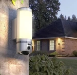 Freecam L900-L910 Floodlight Camera Outdoor Home Security System Wall-light. Fixed Price $45.00.