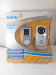New Safety 1ST 08280 High-def Digital Color Night Vision Zoom Baby Video Monitor. Fixed Price $44.00.