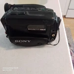 Sony CCD-TR4 Video Camera Recorder. Fixed Price $20.00.