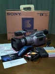 Mint Sony Handycam DCR-VX1000 Japanese. Fixed Price $800.00.